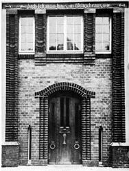  P. Behrens: Casa Behrens, Darmstadt (1901) 